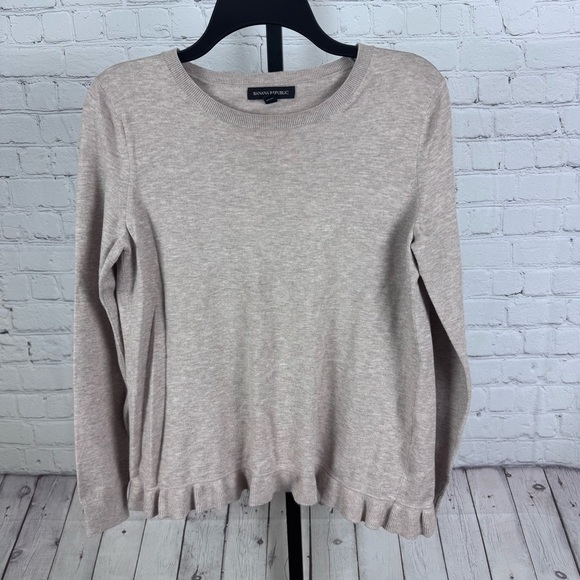 Banana Republic Beige Ruffle Sweater Size Small - Picture 1 of 5